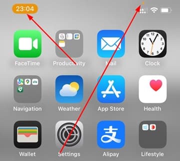 Le point orange en haut a droite de l'iPhone